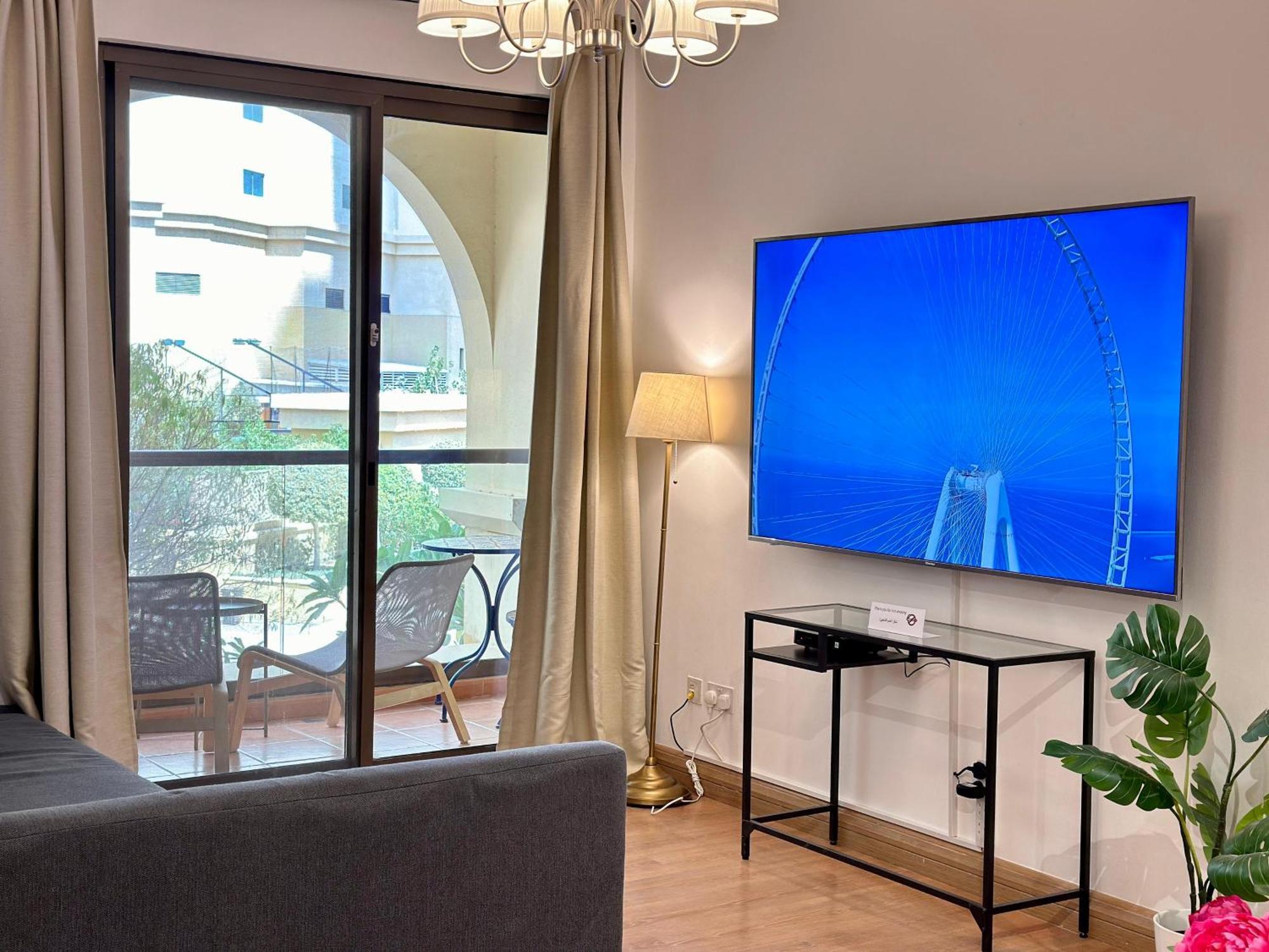 Beautiful 2Br & 4Br Apartments On Jbr Beach, Walking Distance To Bluewaters Island - By Sunkissed Holiday Homes Dubai Dış mekan fotoğraf
